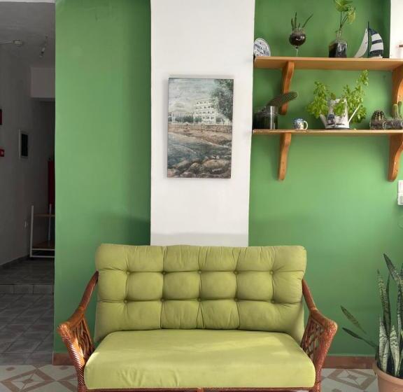 סטודיו סטנדרטי נוף לים, Apollon