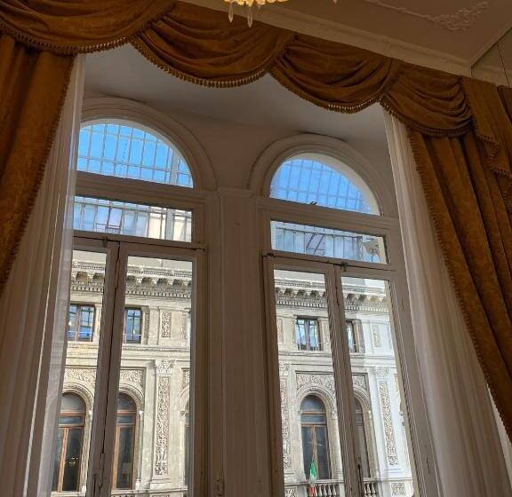 سوئیت جونیور با تراس, B&b Art Suite Santa Brigida