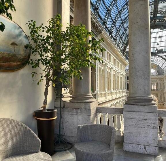 سوئیت جونیور با تراس, B&b Art Suite Santa Brigida