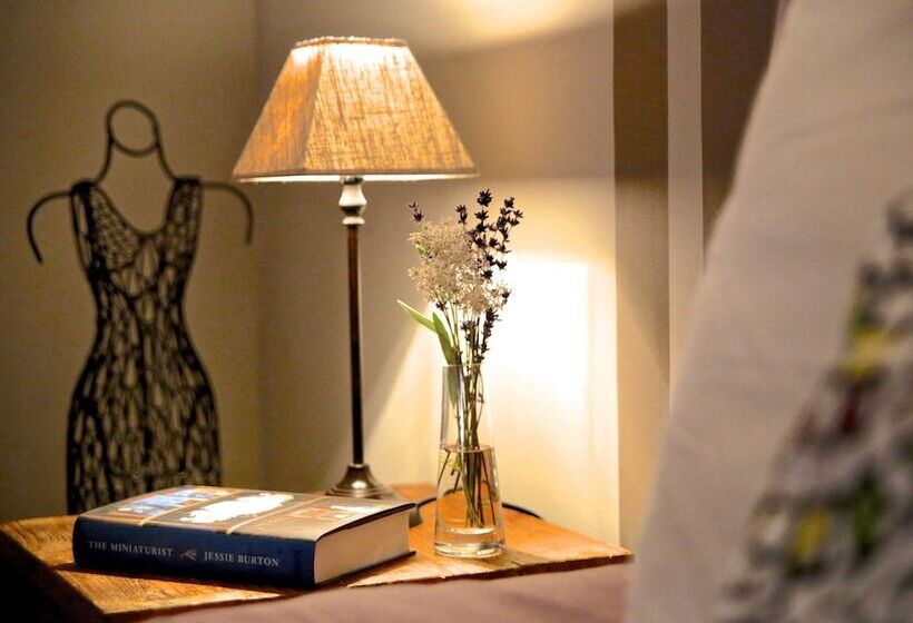 スタンダードルーム, L'autre Maison