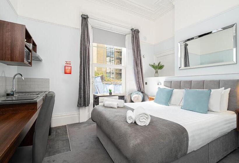 اتاق سوپریور با تخت بزرگ, Ocean Stays Hotel, Plymouth