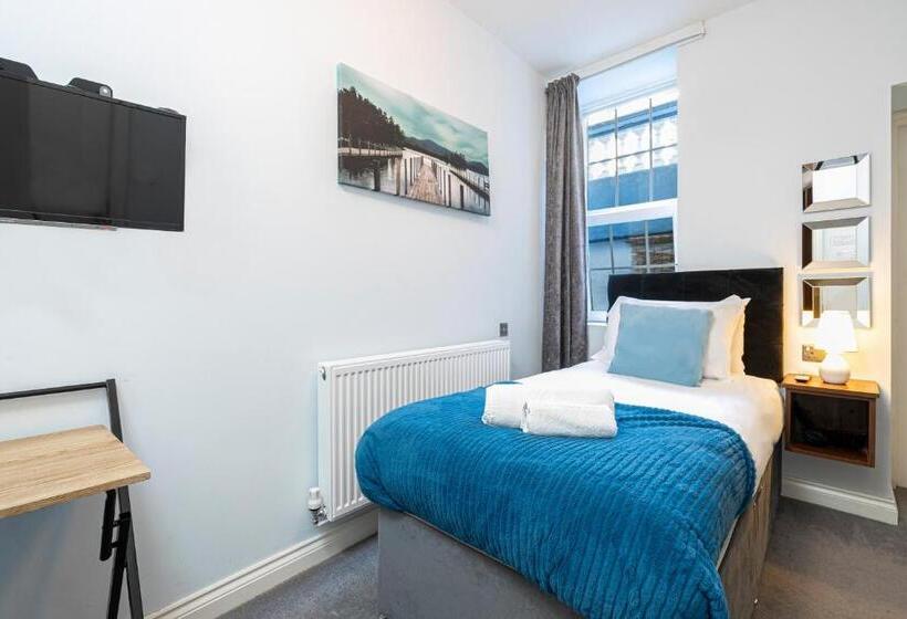 Номер Стандарт Индивидуальный, Ocean Stays Hotel, Plymouth