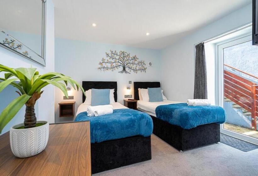 اتاق استاندارد, Ocean Stays Hotel, Plymouth