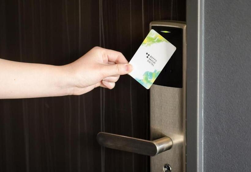 スタンダードトリプルルーム, Beppu Daiiti