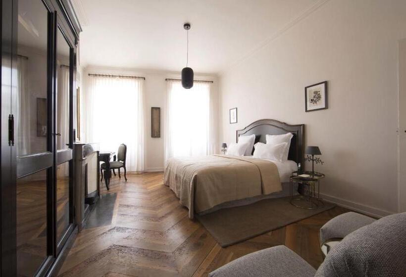 豪华房间, Hôtel De La Villeon