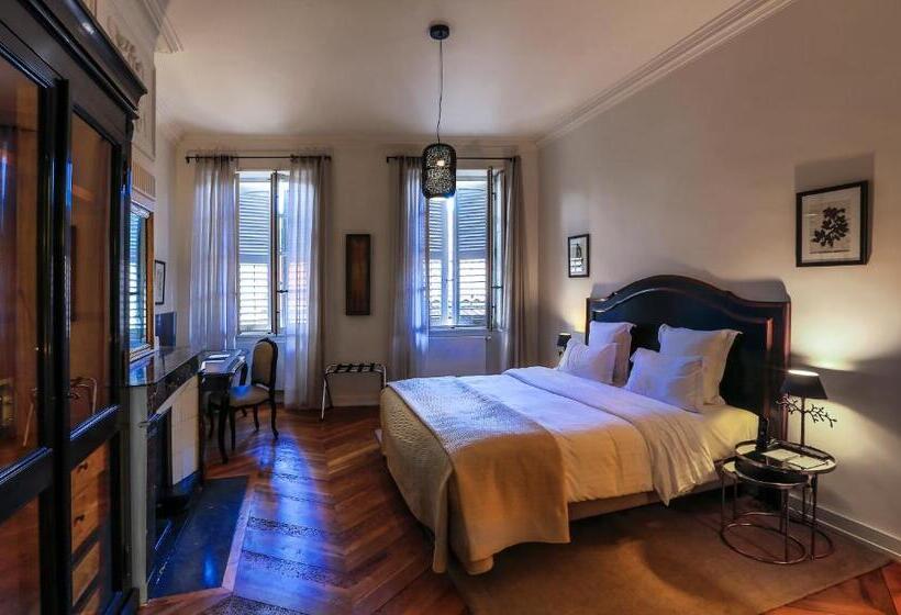 豪华房间, Hôtel De La Villeon