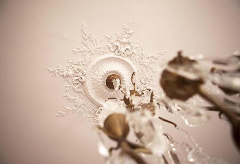 尊贵套房, Hôtel De La Villeon