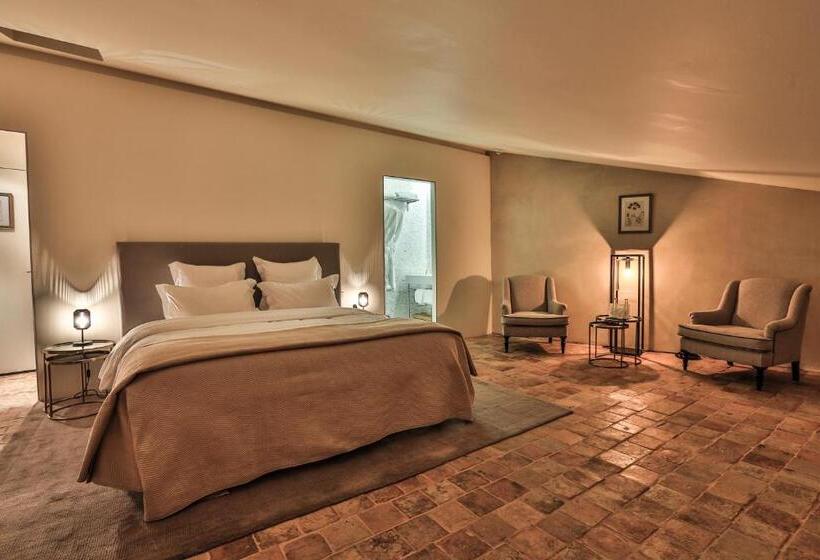 舒适套房, Hôtel De La Villeon