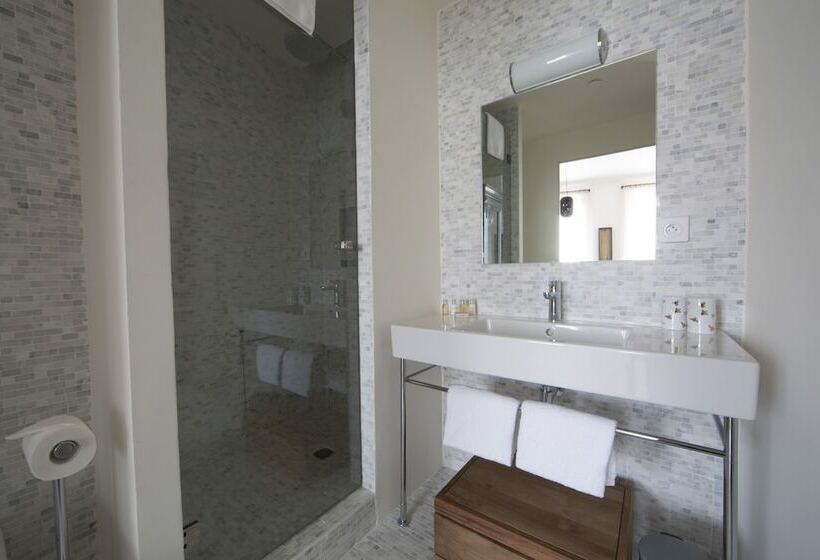 豪华房间, Hôtel De La Villeon