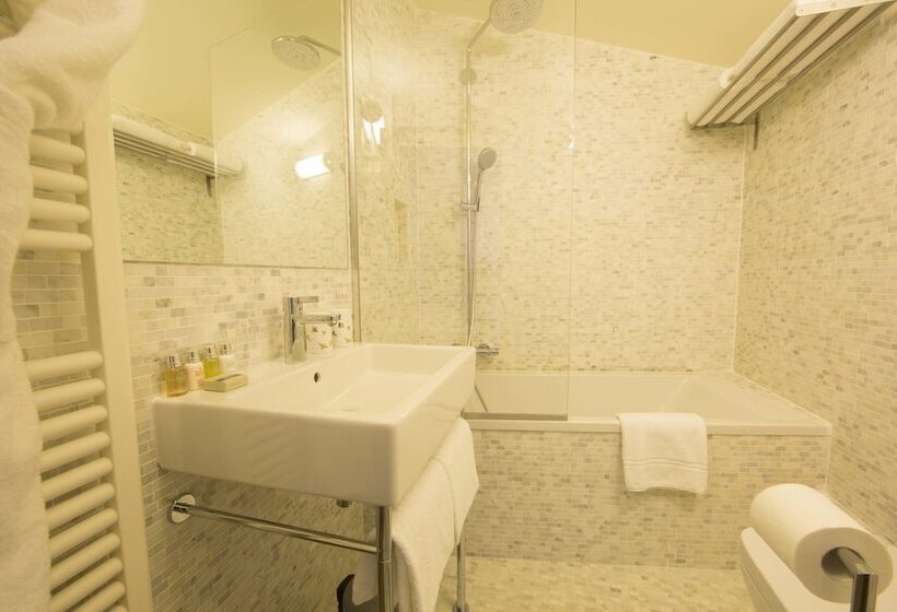 标准间, Hôtel De La Villeon