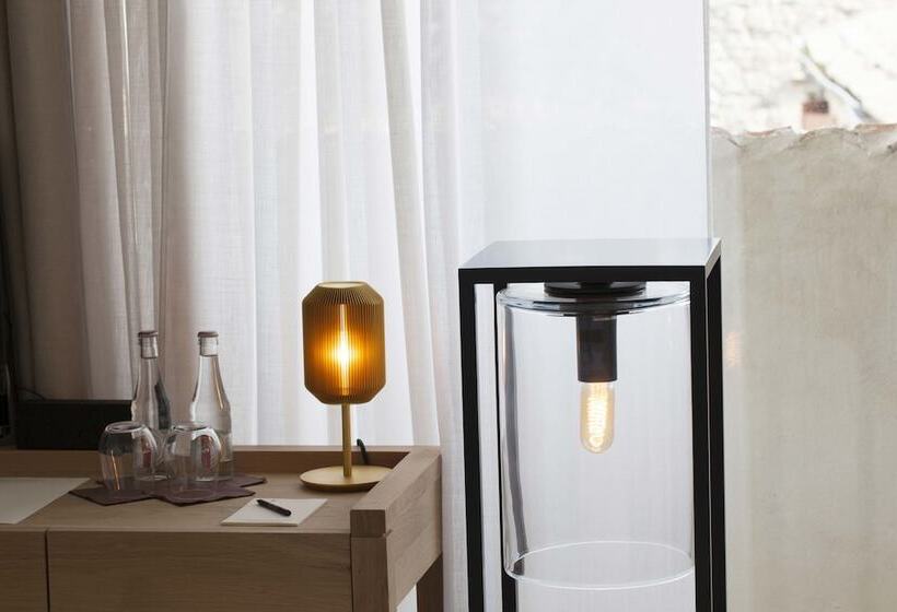 标准间带阳台, Hôtel De La Villeon