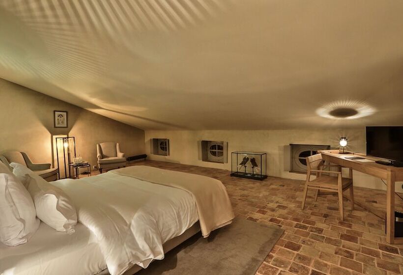 舒适套房, Hôtel De La Villeon