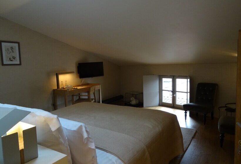 舒适型房间, Hôtel De La Villeon