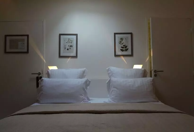 コンフォートルーム, Hôtel De La Villeon