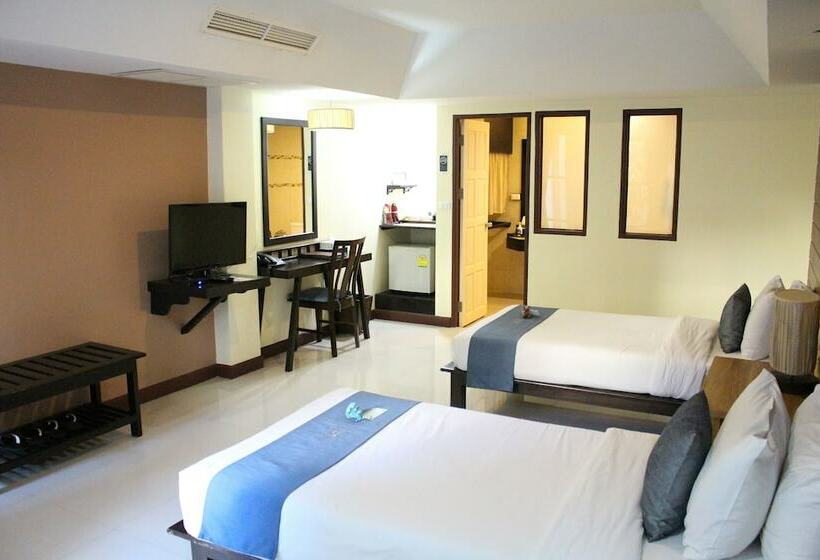 标准间, Nan Boutique