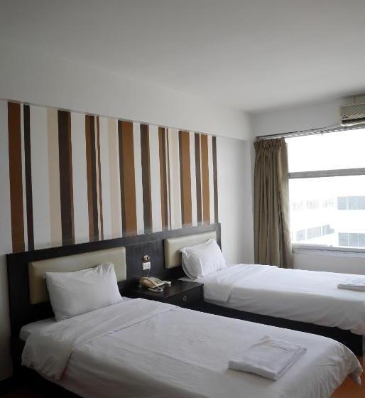 Номер Стандарт, Roma