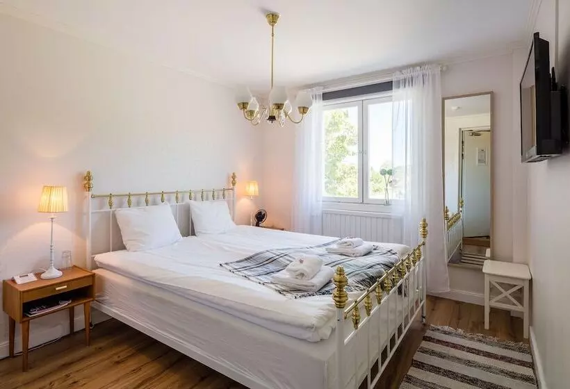 Standard-huone Jaettu Kylpyhuone, Lustigsgården Boutique