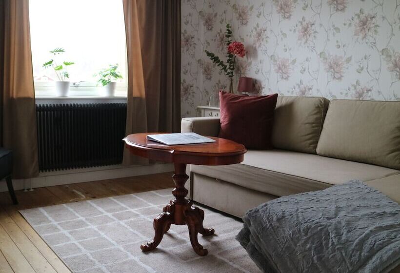 家庭间, Lustigsgården Boutique