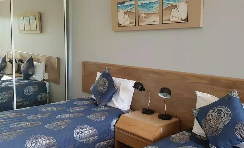 اتاق استاندارد, Rainbow Sands Resort