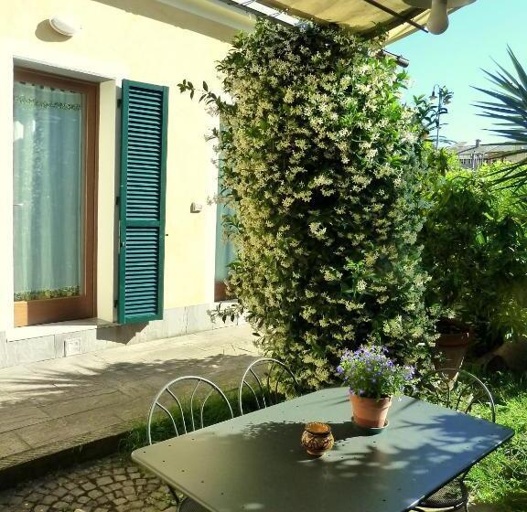 سوئیت جونیور با چشمانداز باغ, A Durmì