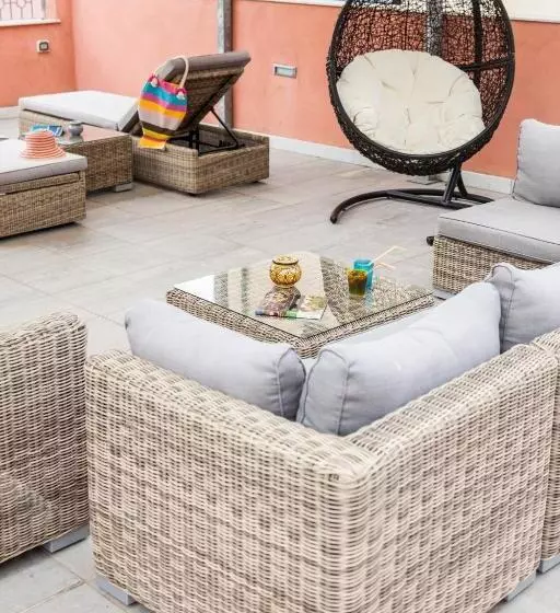 Suite with Terrace, A Durmì