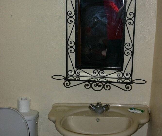 Номер Стандарт, Riad Sarayas