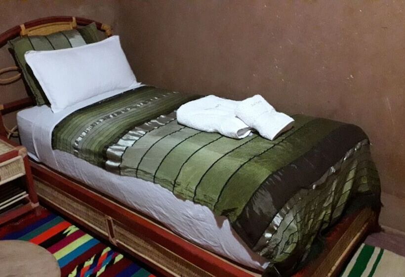 スタンダードトリプルルーム, Riad Sarayas