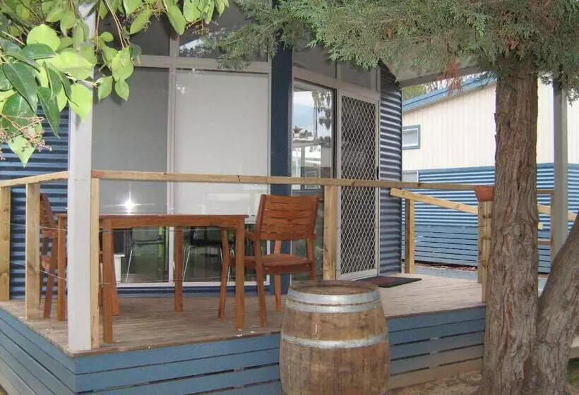 Villa 1 Makuuhuone, Rivergum Holiday Park