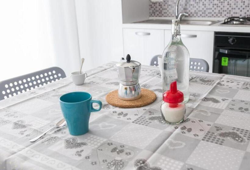 חדר משפחתי, B&b Via Nazionale