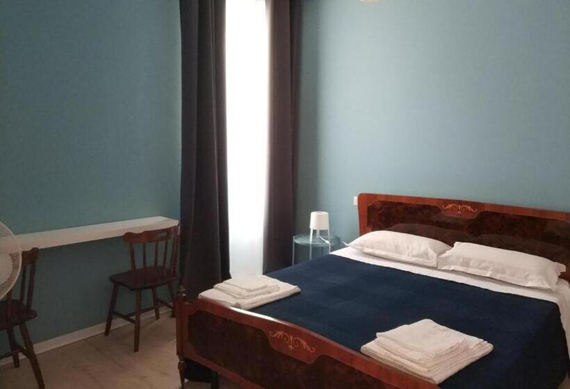 スタンダードルーム, B&b Via Nazionale