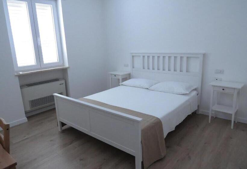 غرفة قياسية, La Casa Del Gelso Bianco