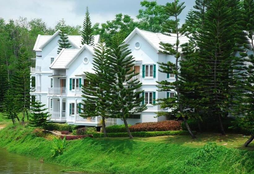 سوئیت با تخت بزرگ, Brookside Valley Resort