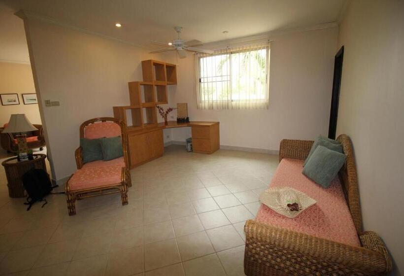 Egyszobás Villa, Butterfly Garden Boutique Residences Apts And Villas, A Lifestyle Destination Ex Lg 1 3 Bedroom Unit