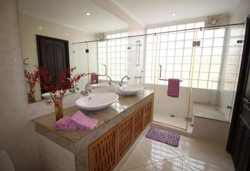 Egyszobás Villa, Butterfly Garden Boutique Residences Apts And Villas, A Lifestyle Destination Ex Lg 1 3 Bedroom Unit