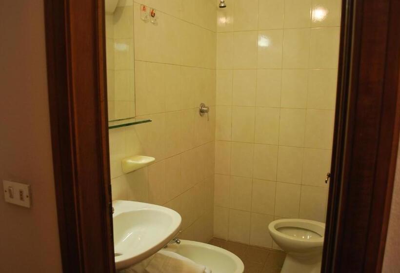 חדר סטנדרט, Albergo Smeraldo