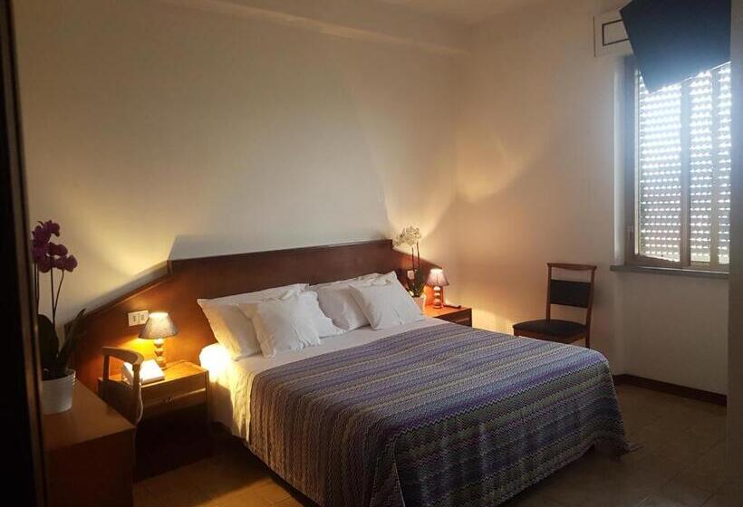 غرفة قياسية, Albergo Smeraldo