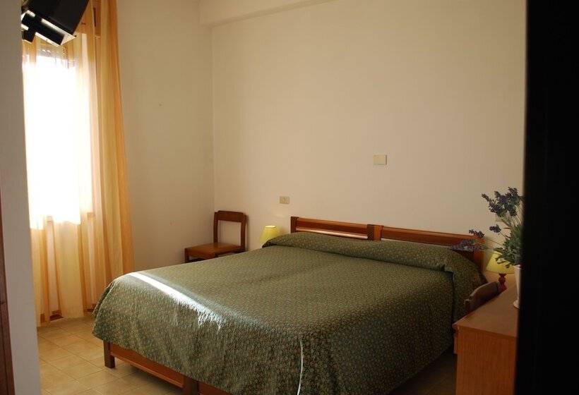 غرفة قياسية, Albergo Smeraldo