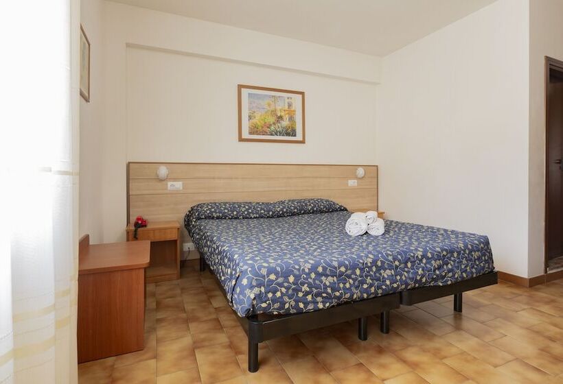 Номер Economy, Catignano Hotel Ristorante