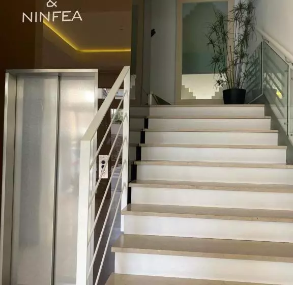 اتاق اکونومی, Columbia & Ninfea