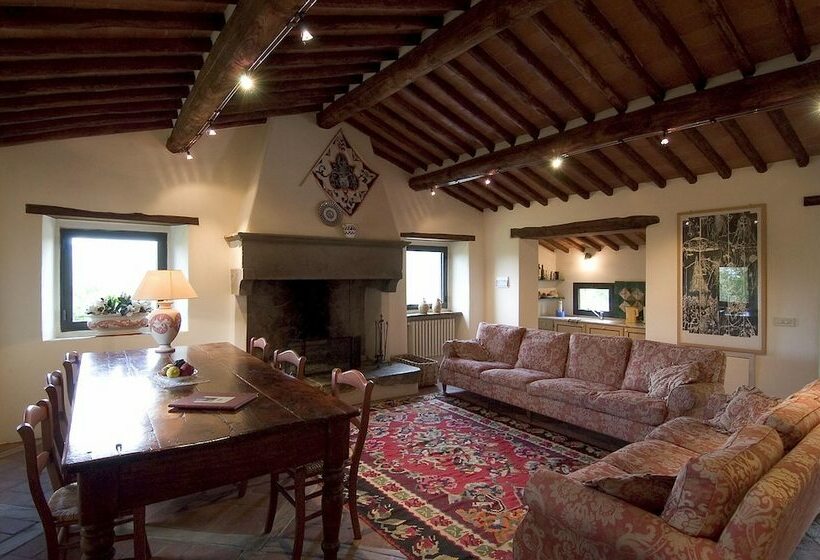 2-Bedroom Classic Apartment, Il Colombaio Di Cencio