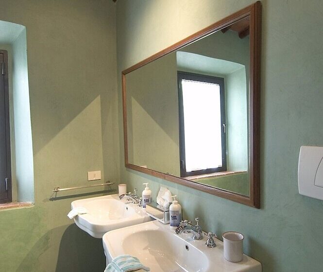 2-Bedroom Classic Apartment, Il Colombaio Di Cencio