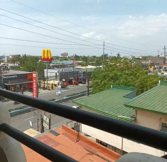 デラックスルーム, Mactan Pension House