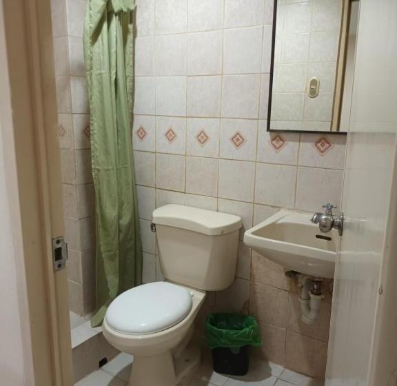 اتاق سوپریور, Mactan Pension House