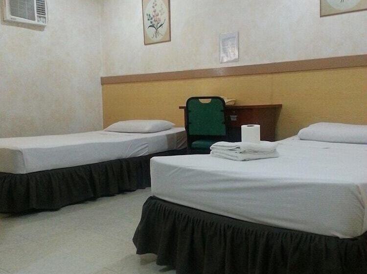 Номер Deluxe, Mactan Pension House