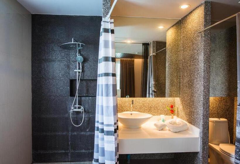 스위트, Mantra Varee