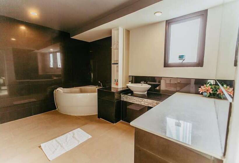 디럭스 룸, Mantra Varee