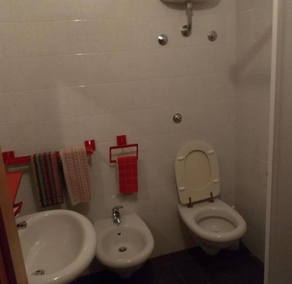 חדר סטנדרט, Maremonti