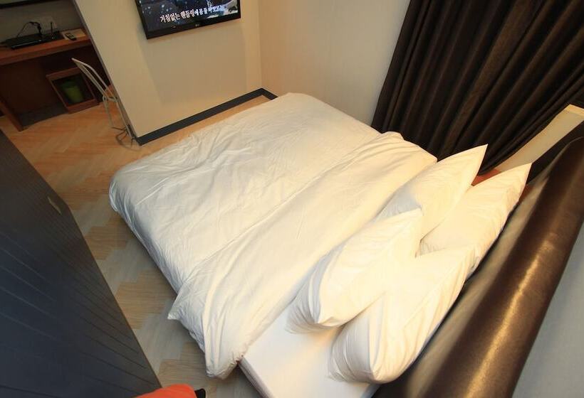 غرفة قياسية, Hound Hotel Changwon Terminal