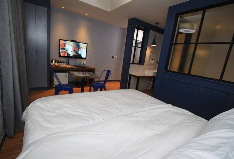 اتاق استاندارد, Hound Hotel Changwon Terminal
