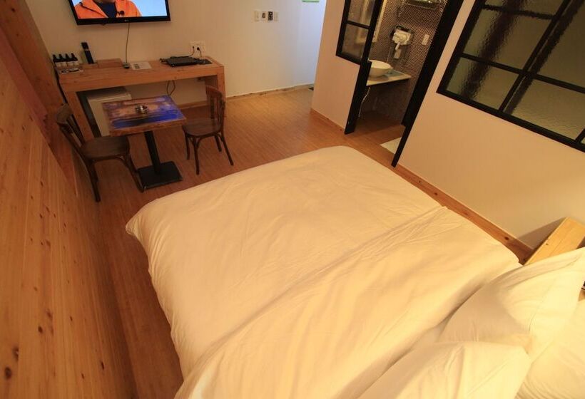 اتاق لوکس, Hound Hotel Changwon Terminal